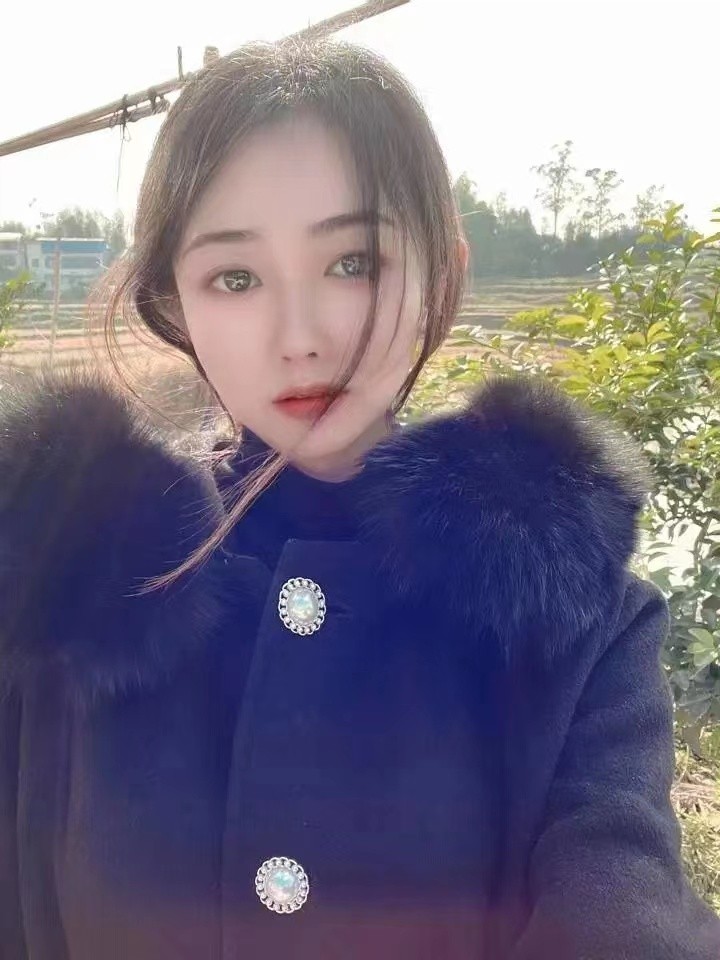 安贞性感小丫头