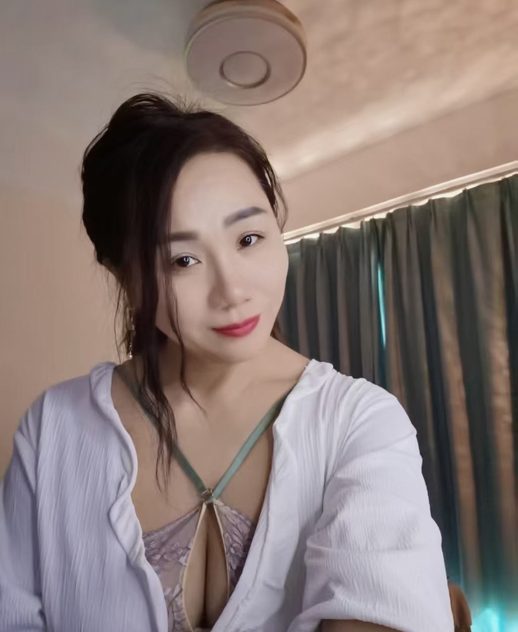 佛山98美少妇