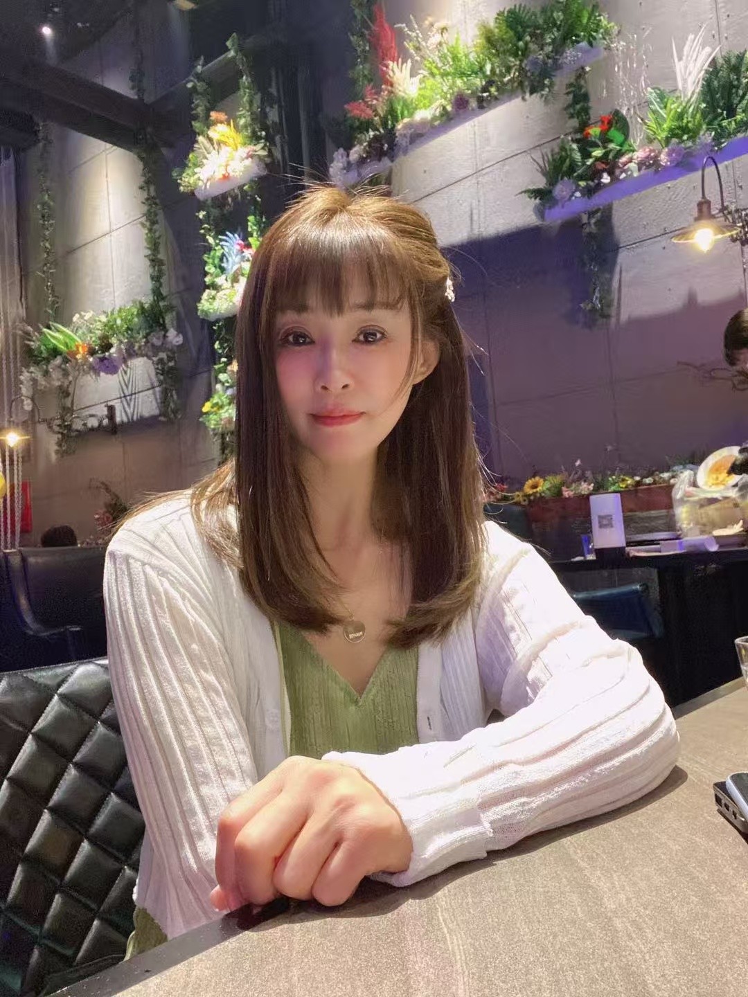 风骚诱人的小姐姐
