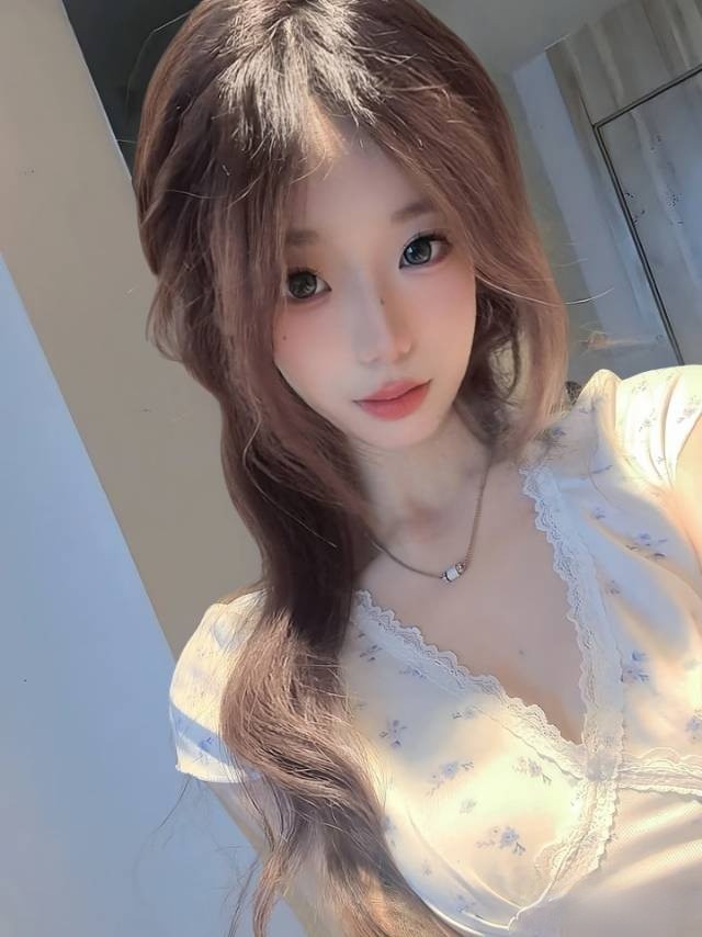 道里邻家小妹水滋滋又紧