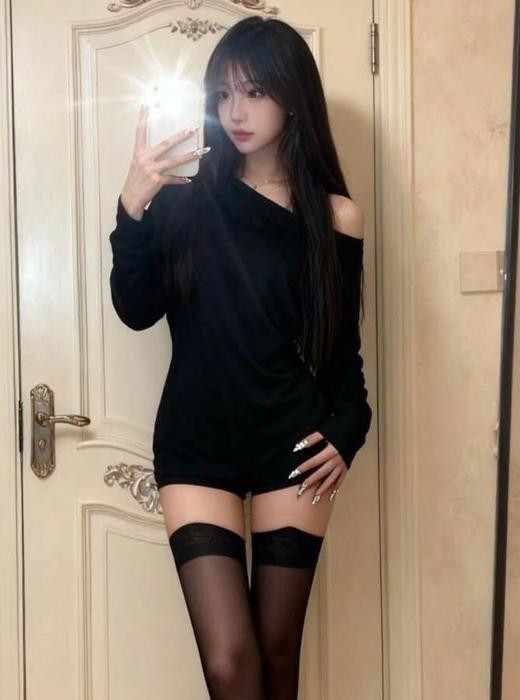 上海青春靓妹让人兴奋又回味