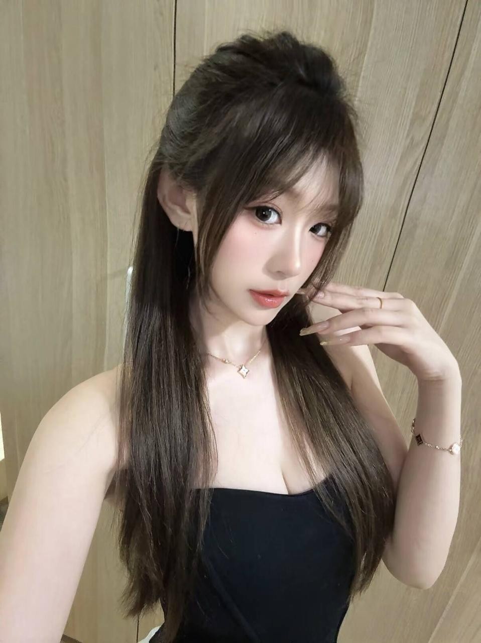 西安雁塔性感漂亮粉嫩小妹