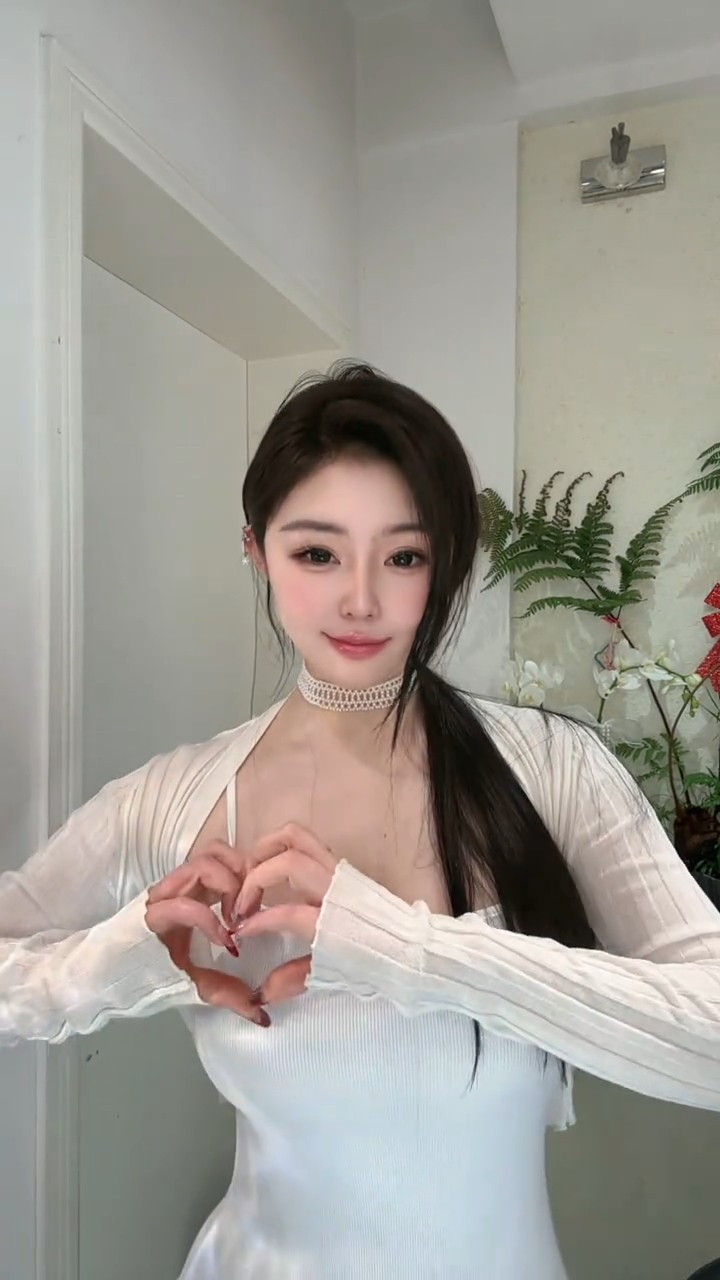 这种巨乳肥穴肏起来爽爆