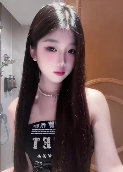 台州蜜桃刚成熟嫩的出水