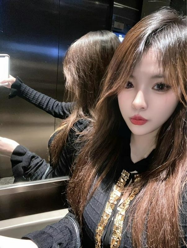青青美女操的嗨很爽很爽