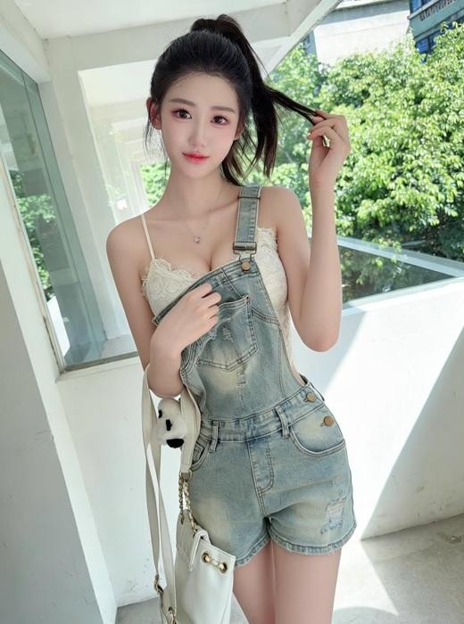 上海小嫩鸡胸部挺拔手感好
