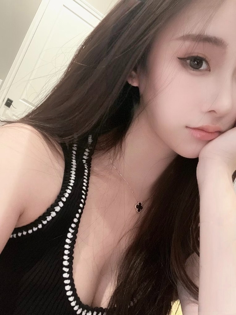 2D75D5ECFFB6B5DC1A349CD29B444AED.jpg