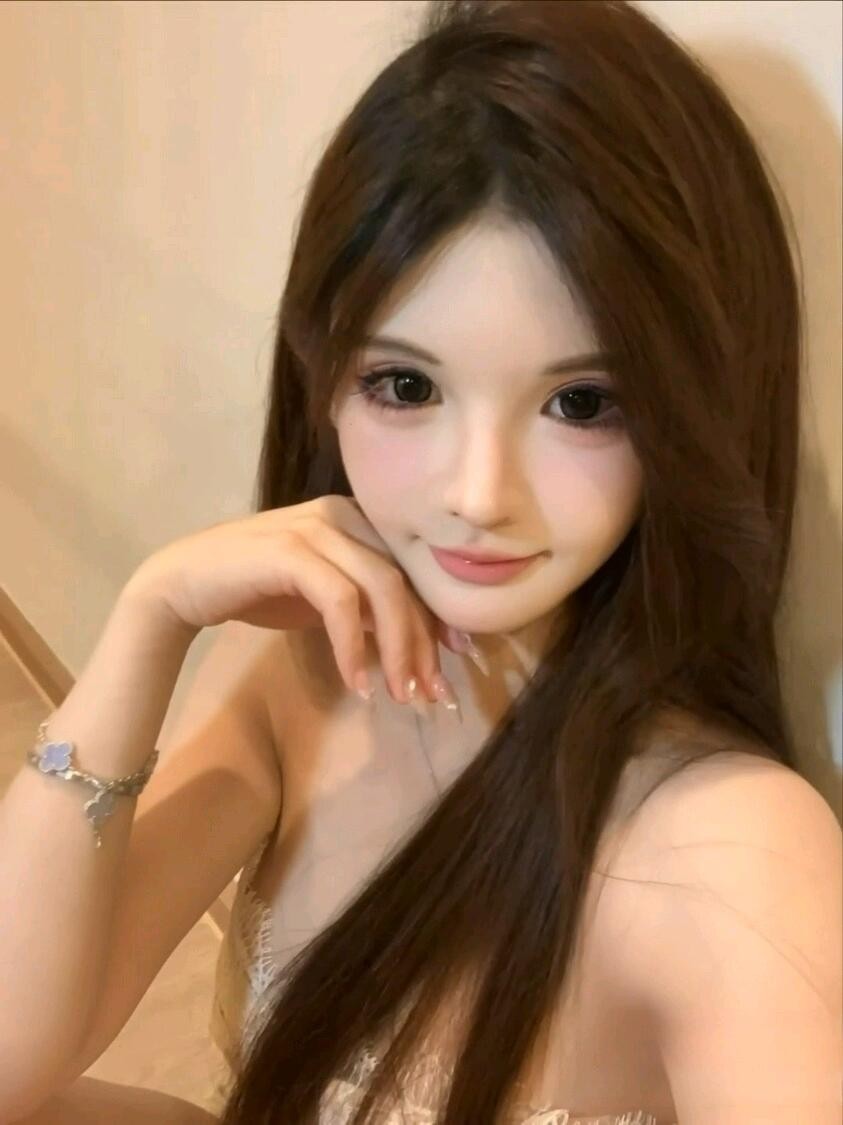 125199_HUH9F3Z8RDYGXB4.jpg