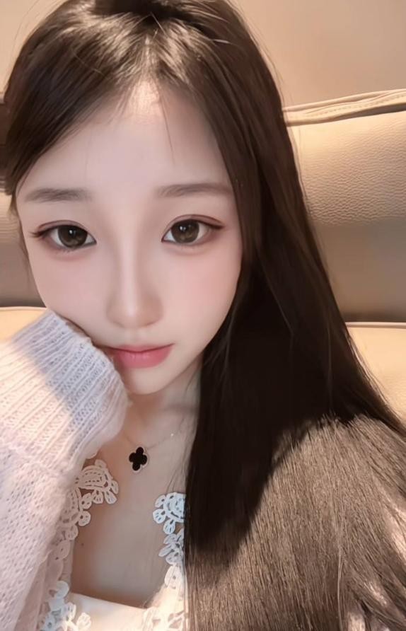 沈阳小嫩妹艹起来心情就是爽