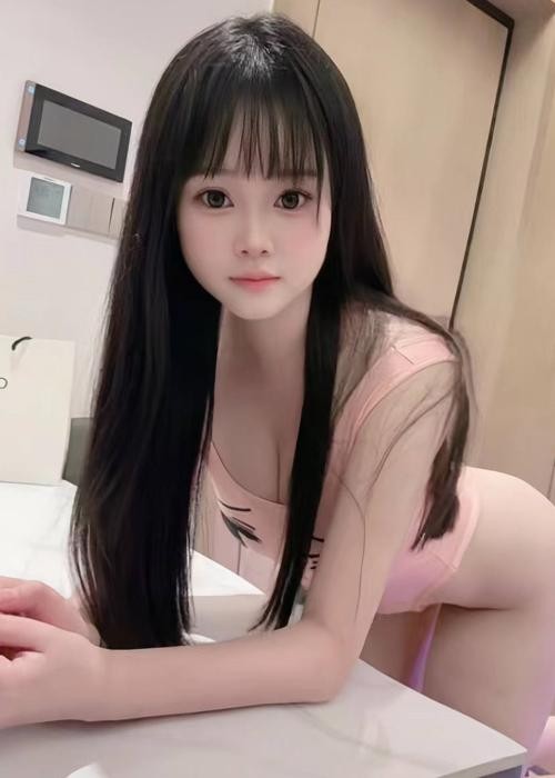 扬州清纯漂亮模特身材全身粉嫩