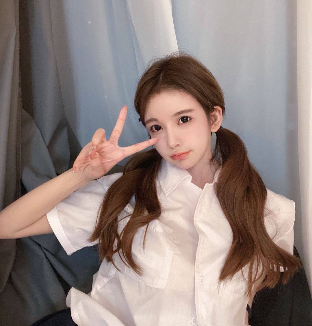 水嫩邻家小妹