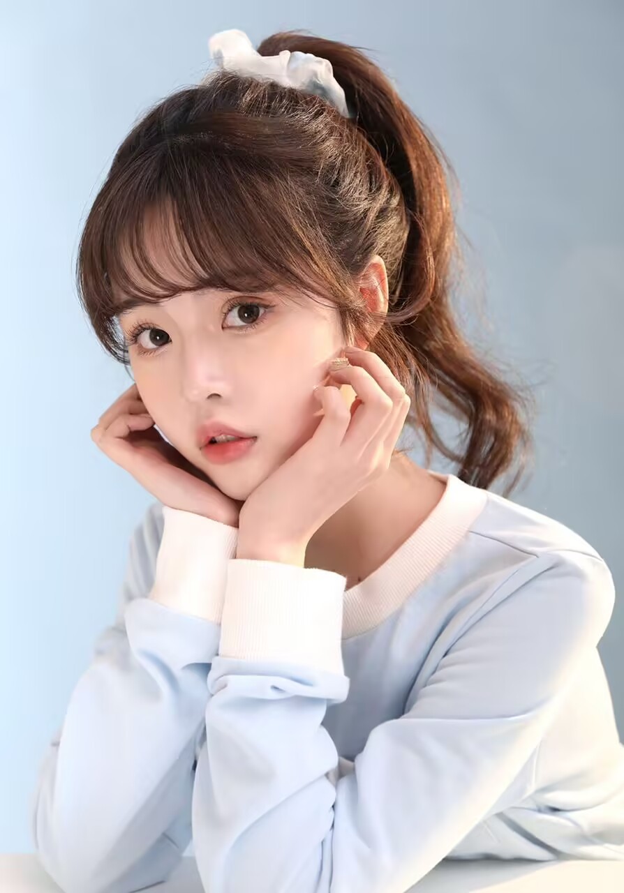 可爱妙龄女孩三点粉嫩水多易高潮