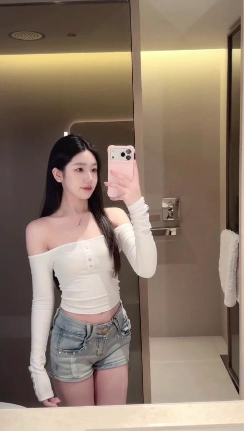 呼和浩特新到妹子水嫩逼不等人