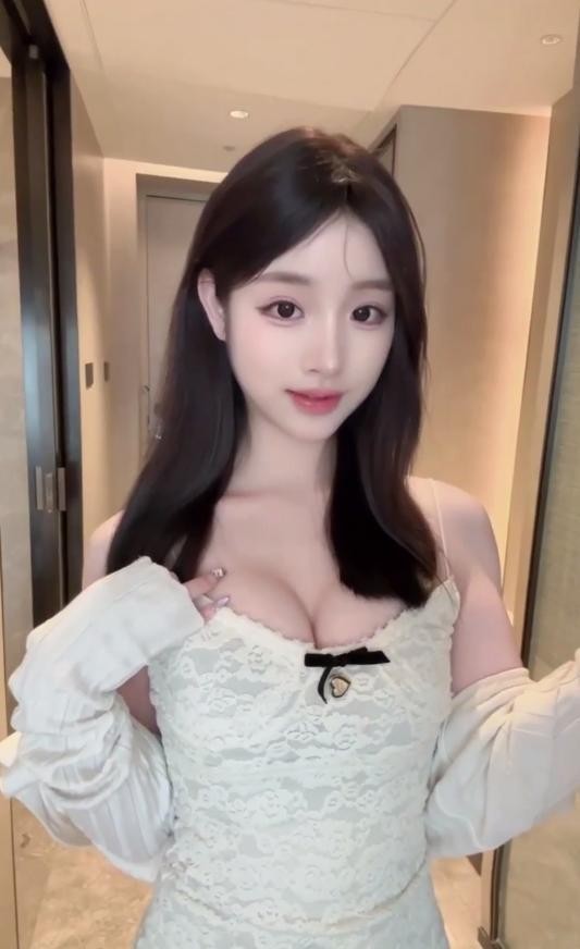 青岛兼职小嫩妹颜值养眼迷人