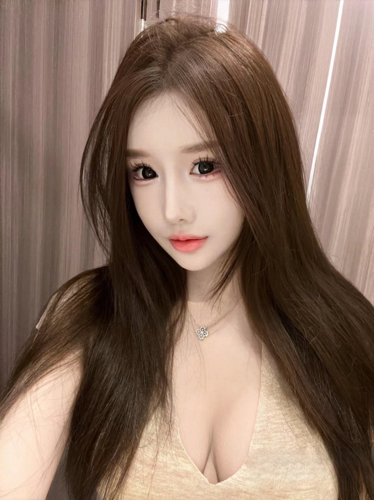 上海徐汇采精小嫩妹很紧