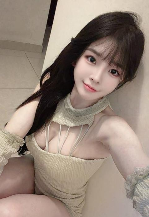 成都成华区粉粉嫩嫩的青春酮体